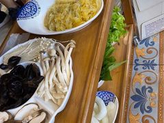 -楼外楼大刀肉传统火锅居(博学路店)