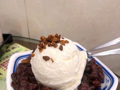 椰子雪糕加红豆-顺记冰室(宝华路店)