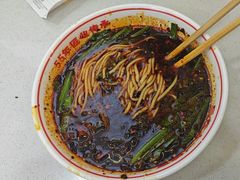 -叶伟胡辣壳面(两路口店)