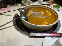 -烧哥美蛙肥肠鱼火锅·十五年社区店