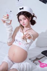 -十月日记高端孕妈妈摄影(黄金大厦店)