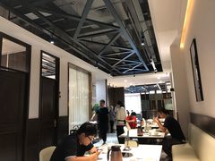 大堂-煲王粤菜餐厅(中侨中心店)