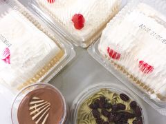 -红宝石·鲜奶小方·海派西点房(金杨店)