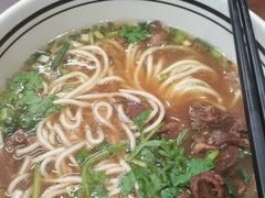 -小马牛肉面·牛骨熬制(南京博物院店)