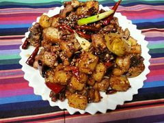 饵块鸡-民食香·腊排骨野生菌美食(木府店)