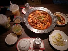 -胖哥俩肉蟹煲(济南世茂国际广场店)