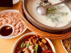 -天乐农家鱼头王(天目湖店)