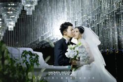 点击看大图 -Renee芮亦婚纱