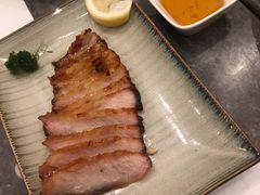 炭烧柠檬烧猪颈肉-港丽餐厅(龙之梦长宁店)