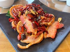 -隔壁老王·家常云南菜(花巷店)