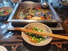 -张大胡子鱼头火锅酒楼(长益路店)