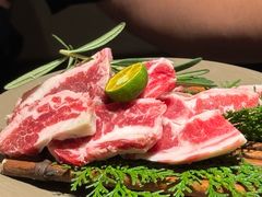 -草家酱蟹炭火烤肉店(珲春南路一店)