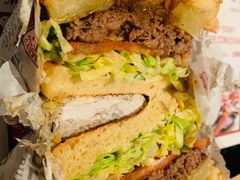 -The Habit Burger Grill 哈比特汉堡(复兴soho店)