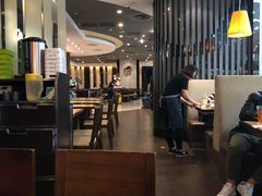 大堂-必胜客(百联又一城店)