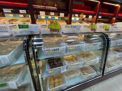 面包甜点陈列柜-百年义利(东直门店)
