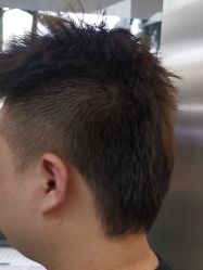 -首脑美发沙龙