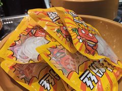 -龍歌自助小火锅(市北台东利群店)