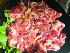 -枣玛露炭火烤肉脊骨锅
