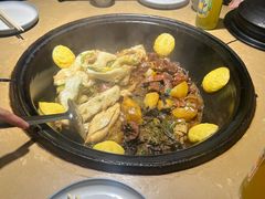 -万里闯关东铁锅炖菜馆(高新旗舰店)