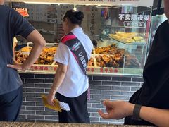 -老鼎万春卤菜(五代传承创始老店)