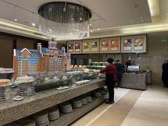 -天津京基皇冠假日酒店