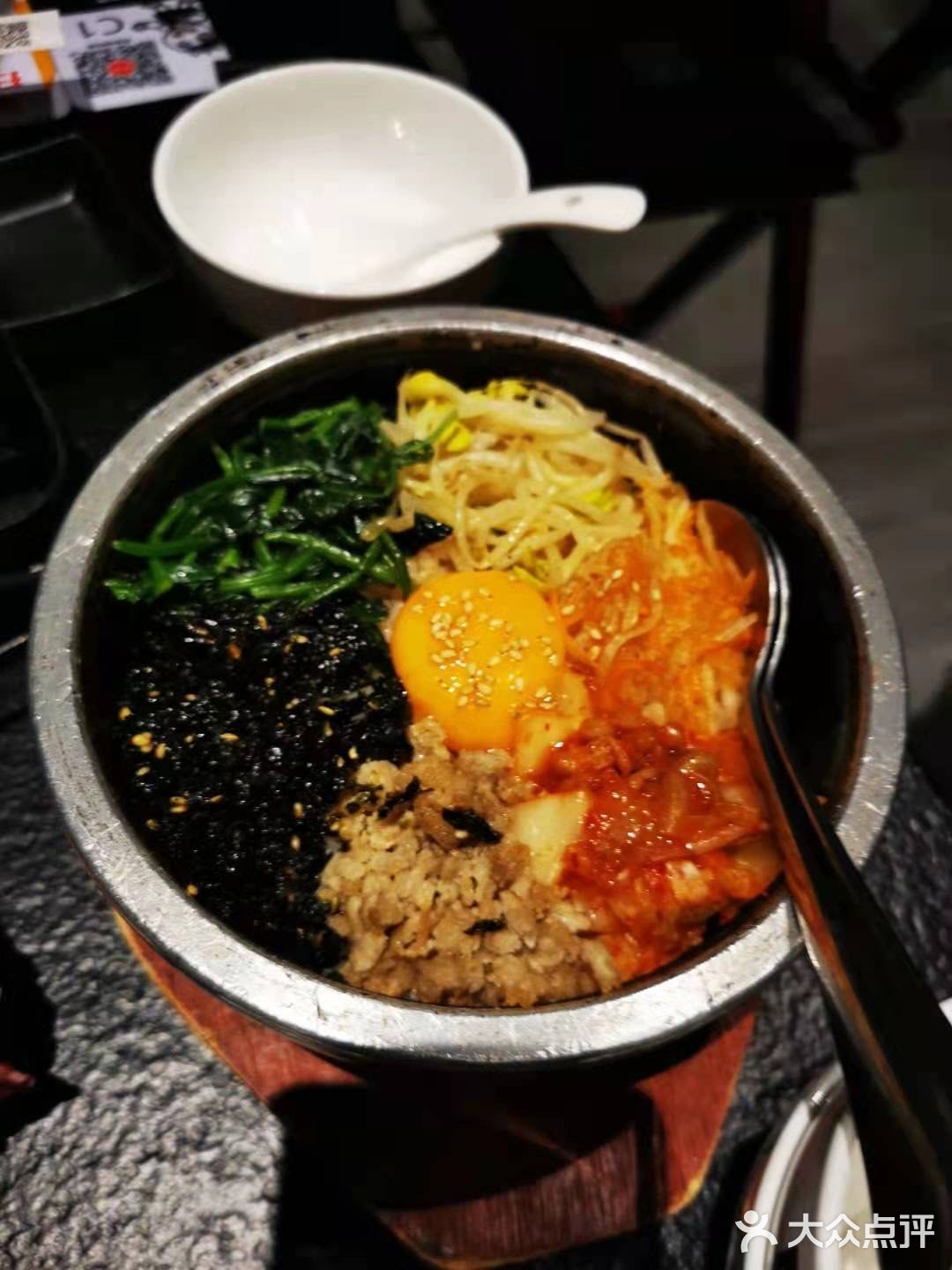 美滋滋的烤肉来啦[吐]