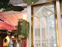 -红樱桃·欢乐餐厅(太原里店)