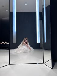 -Vera Wang婚纱礼服旗舰店