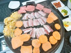 烤猪五花肉-海花锅盖烧烤店(怡馨家园店)