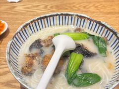 -鲜越鲜鱼粉(财富购物中心店)