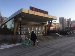 -人民广场(地铁站)