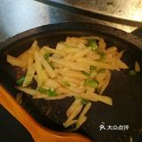 素菜营养美味不打折之土豆炒青椒