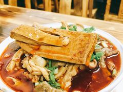 三合汤粉-正宗向东街新化特色牛肉粉馆(一中店)