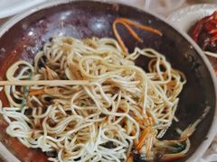 -老街烧烤大排档·地道湖北菜·龙虾馆(汉口火车站店)