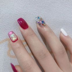 -雪奈传统美甲美睫