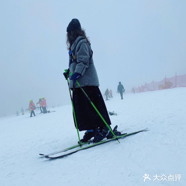 南方冬日的最佳打开方式——玩转云上草原滑雪场