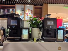 -咖啡苑自助餐厅·中国大饭店