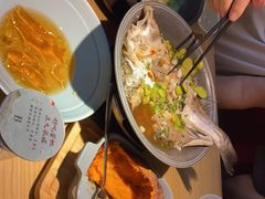 -蜜桃餐厅·伴山(绿宝广场店)