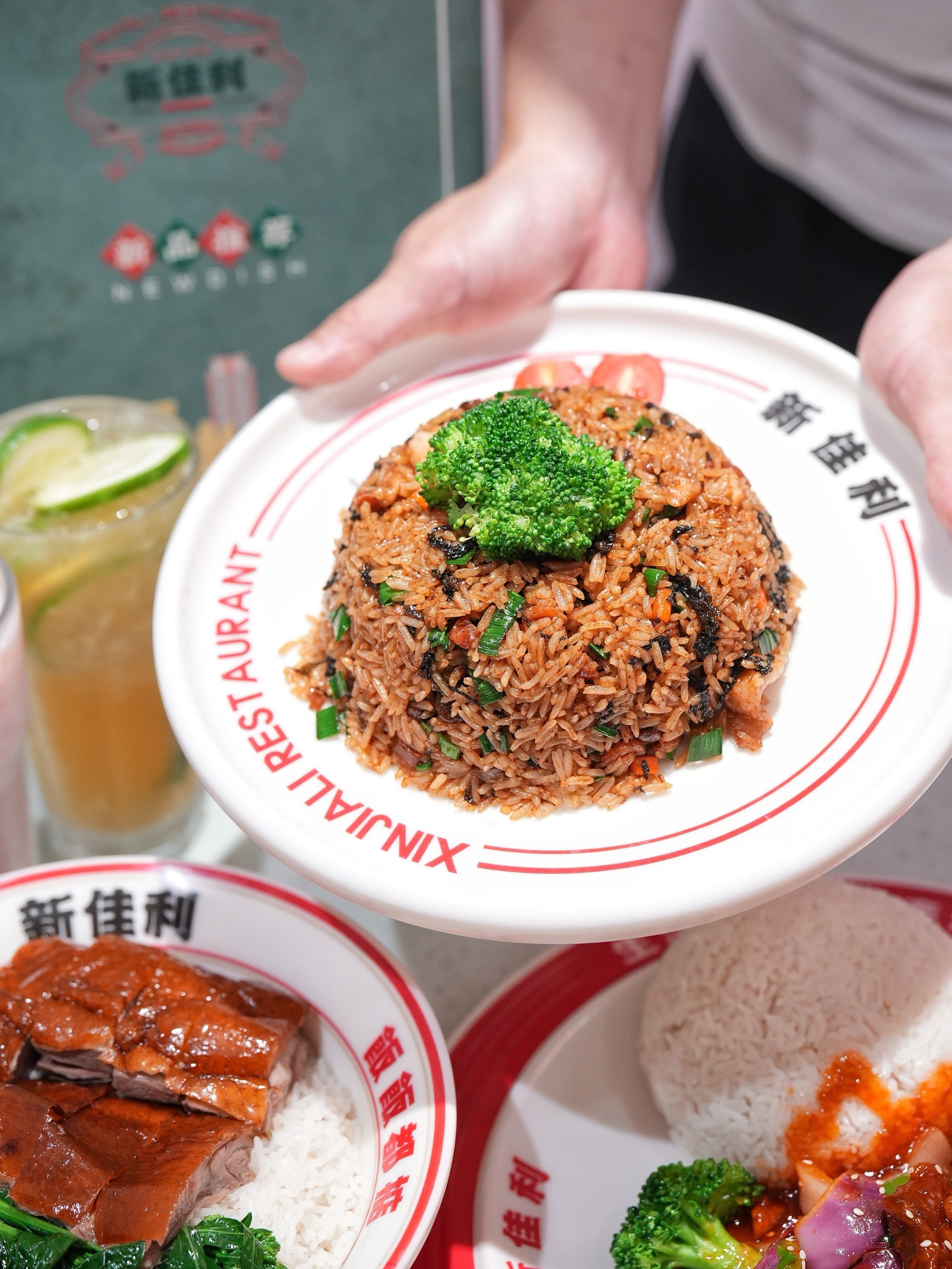 松岗也有正宗港式茶餐厅,碟头饭太绝了