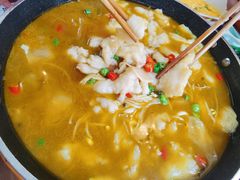 -有红鸡毛店·川菜(建设路店)