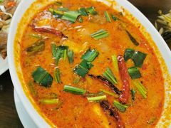 -Chom Cafe and Restaurant