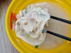 -小杨生煎(金山百联购物中心3楼店)