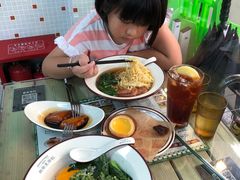 -兴华里茶记(禅城同济首店)