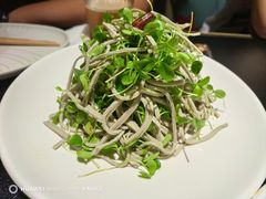 -辣尚瘾·烤鱼·新川菜(牡丹园直营店)