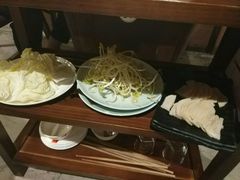 -佬土鹅肠火锅(解放路店)