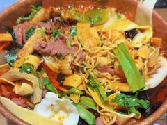 -成都你六姐·牛肉冒菜(信泰中心商场店)