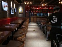 大堂-渝是乎酸菜鱼(龙旗购物中心店)