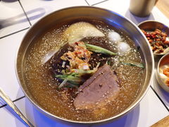 现压荞麦牛肉冷面-厚有蛋·朝鲜族现压牛肉冷面