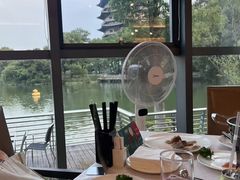 -听松楼·花园酒店·自助餐厅(红梅公园店)