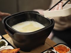 -阿香米线(中原万达店)